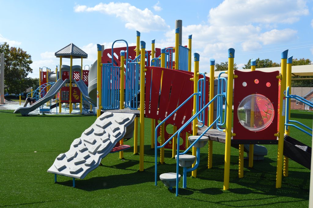 playground-equipment17